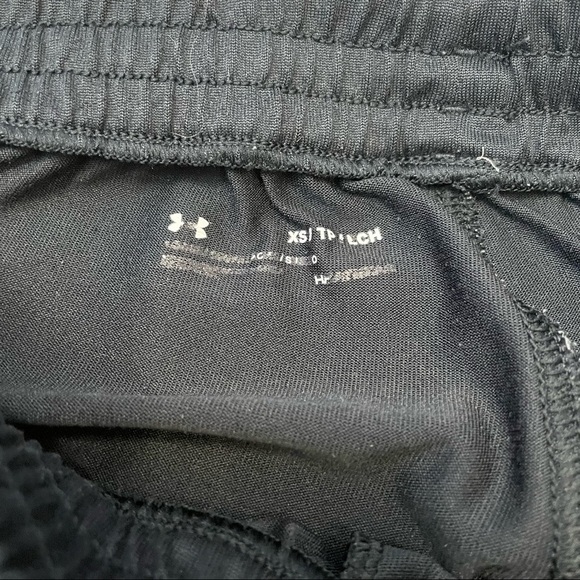 Under Armour Track Shorts Size Extra Small - Picture 3 of 4